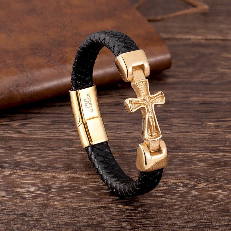 Pulseira Masculina de Couro detalhes de Crucifixo com Fecho Magnético 